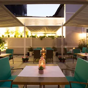 4* Hotel Lalahan